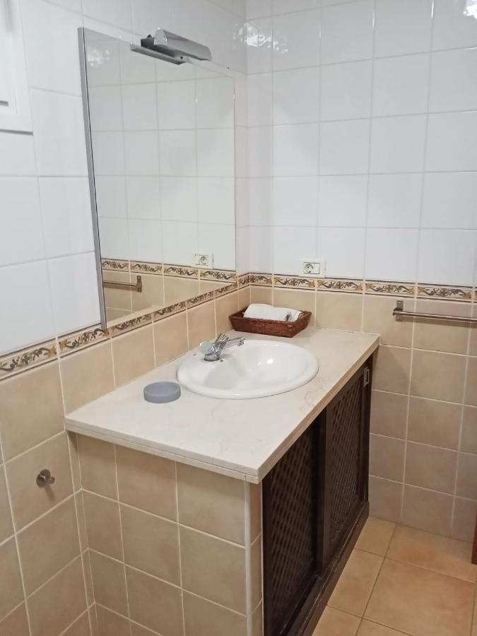 Cheerful 3 Bedroom Town House With Garage 特格斯特 外观 照片